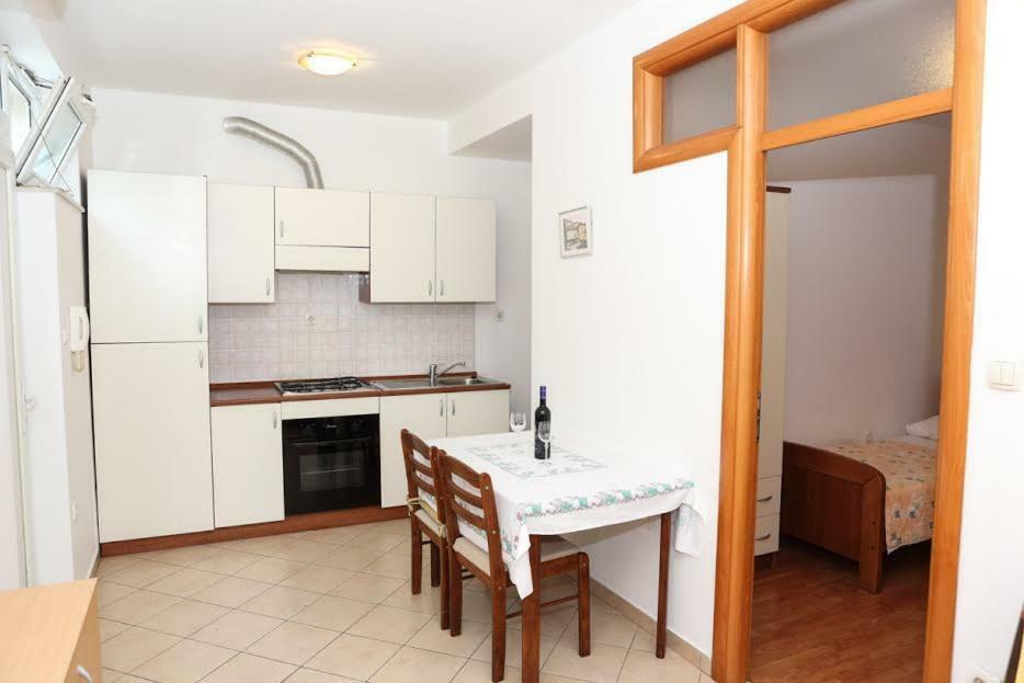 Apartmani Apollo Спліт Екстер'єр фото